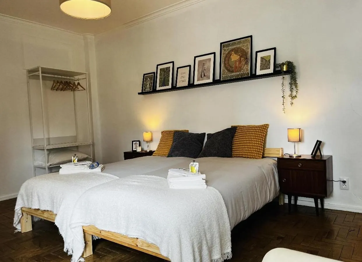 Lisbon - Low Cost - Airport - Subway Apartment
